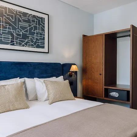 Aparthotel Ando Living - Abrantes 10 House