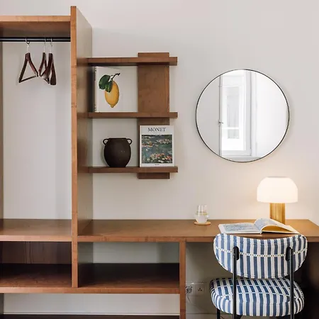 Apart-hotel Ando Living - Abrantes 10 House 4*