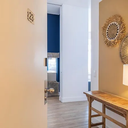 Apartment Ando Living - Abrantes 10 House *