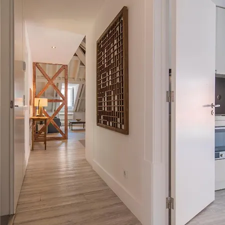 Apartment Ando Living - Abrantes 10 House *