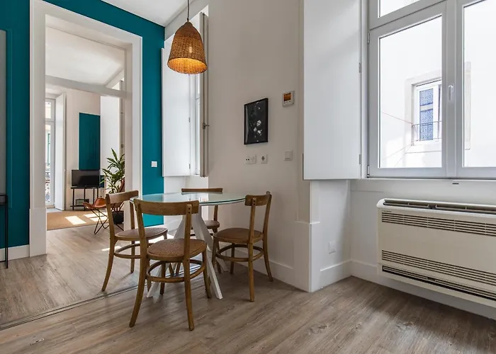 Aparthotel Ando Living - Abrantes 10 House