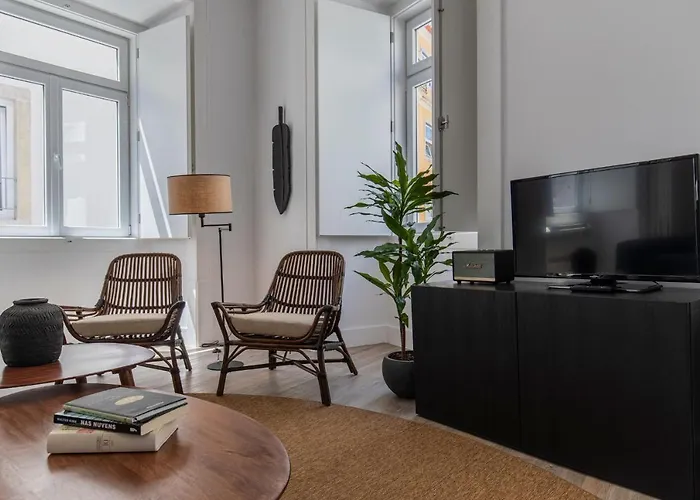 Ando Living - Abrantes 10 House 4*