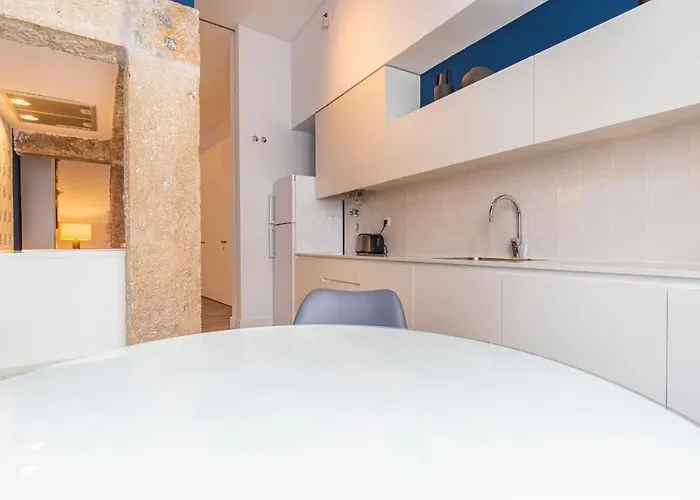 Ando Living - Abrantes 10 House 4*