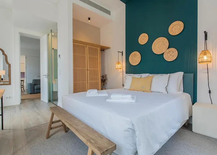 Ando Living - Abrantes 10 House 4*