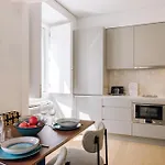 Ando Living - Abrantes 10 House 4* Lisboa