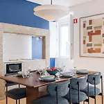 Ando Living - Abrantes 10 House