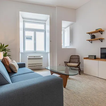 Ando Living - Abrantes 10 House アパートホテル 4*