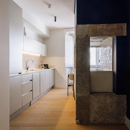 Ando Living - Abrantes 10 House
