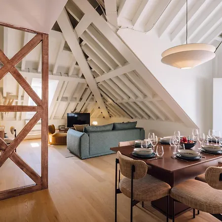 Ando Living - Abrantes 10 House 4*