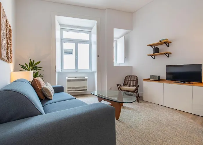 Ando Living - Abrantes 10 House Apart Otel 4*