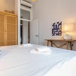 Ando Living - Abrantes 10 House 4*