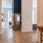 Ando Living - Abrantes 10 House 4*