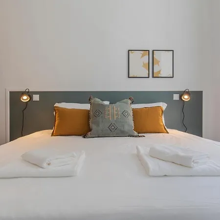 Ando Living - Abrantes 10 House 아파트 *